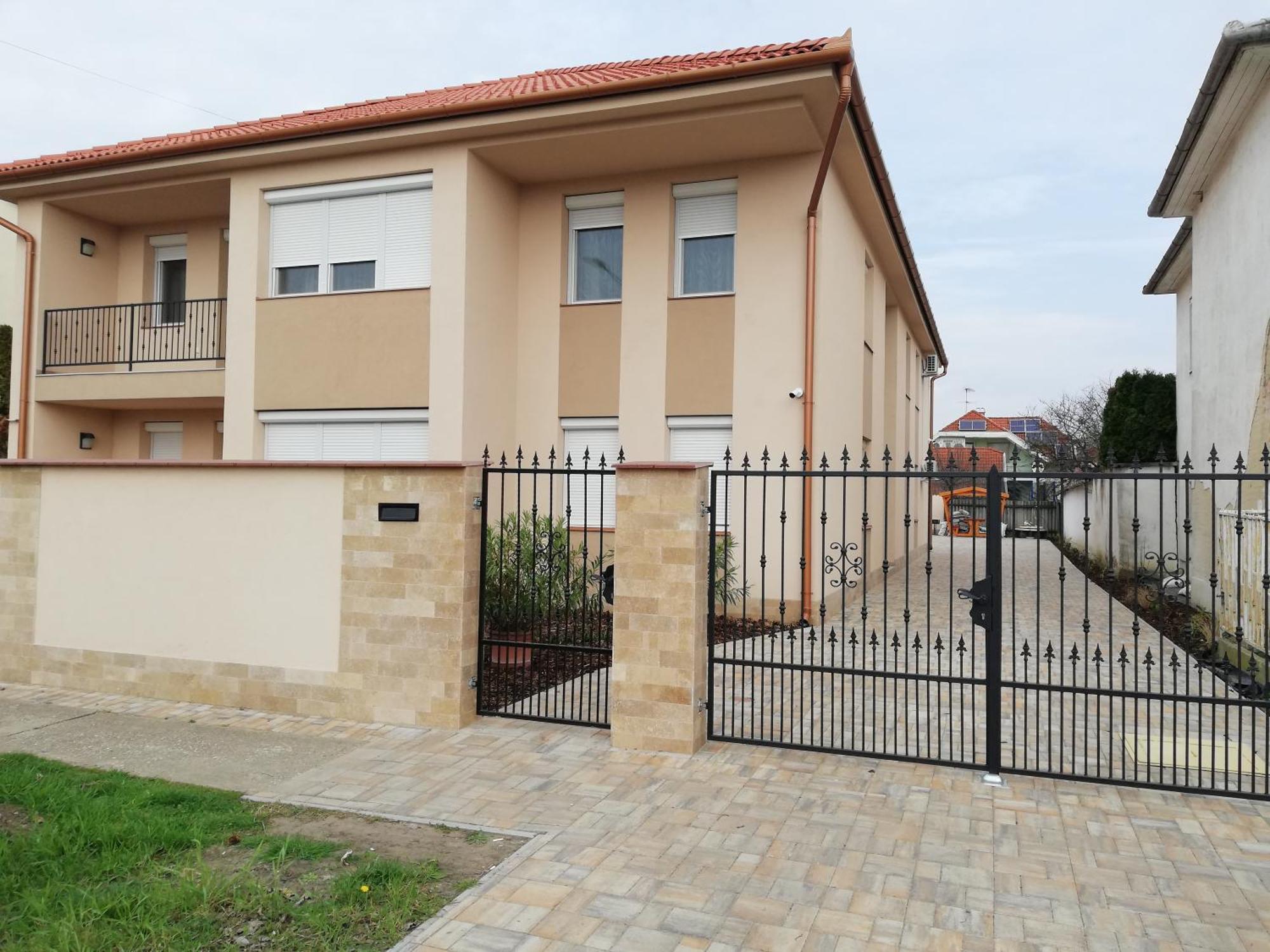 Imola Es Andrea Apartmanhaz 3 Hajdúszoboszló Exterior foto